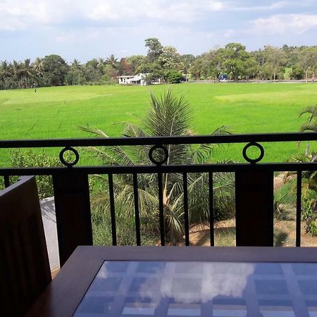 Risenlak Holiday Resort โปลอนนารูวา ภายนอก รูปภาพ