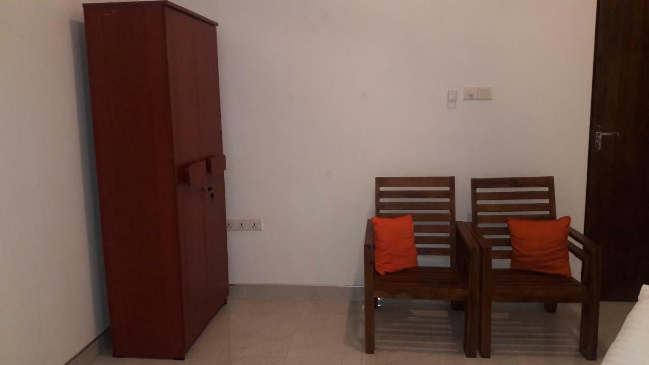 Risenlak Holiday Resort โปลอนนารูวา ภายนอก รูปภาพ